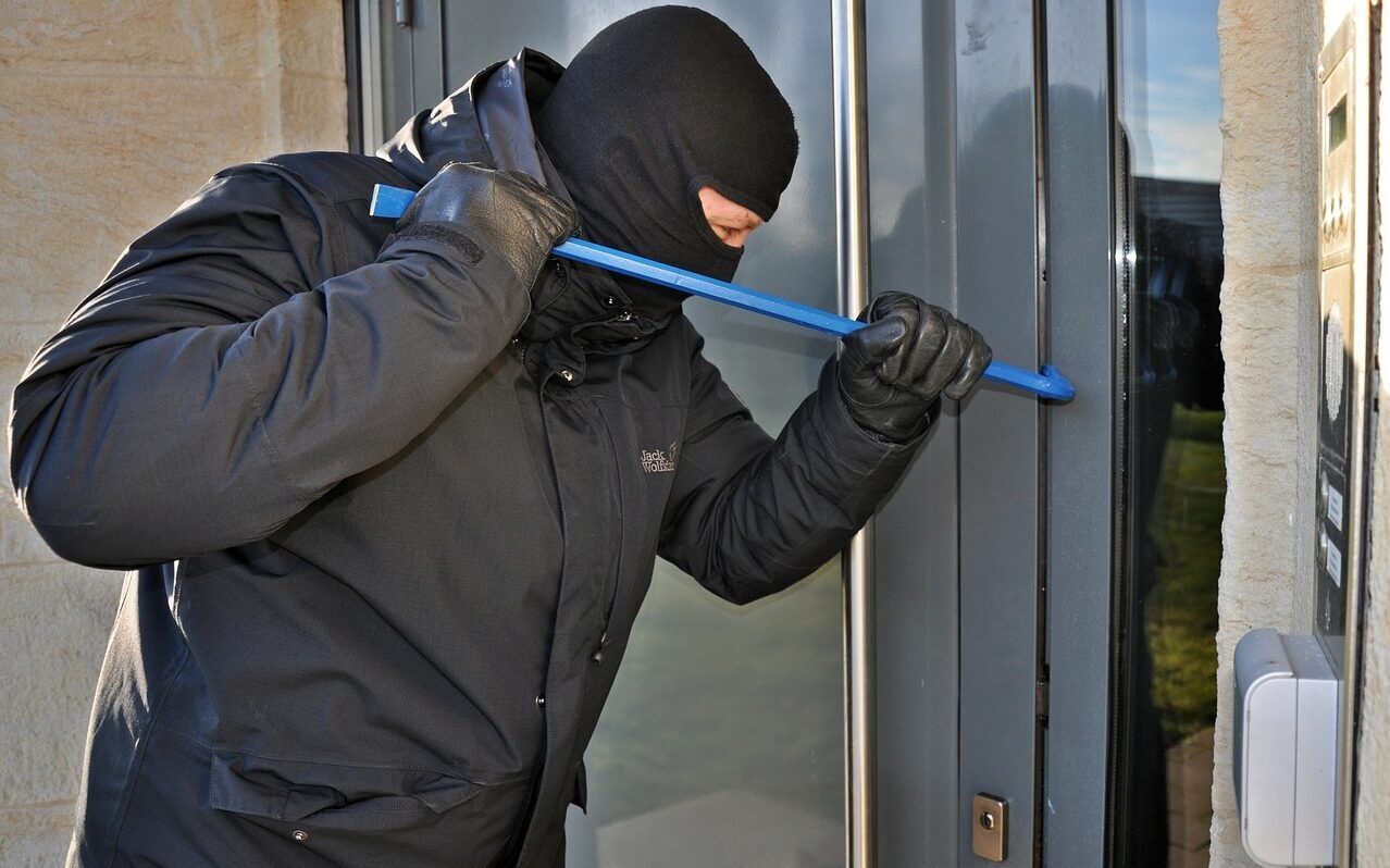 Bad Brückenau: Einbruch in Lagerhalle