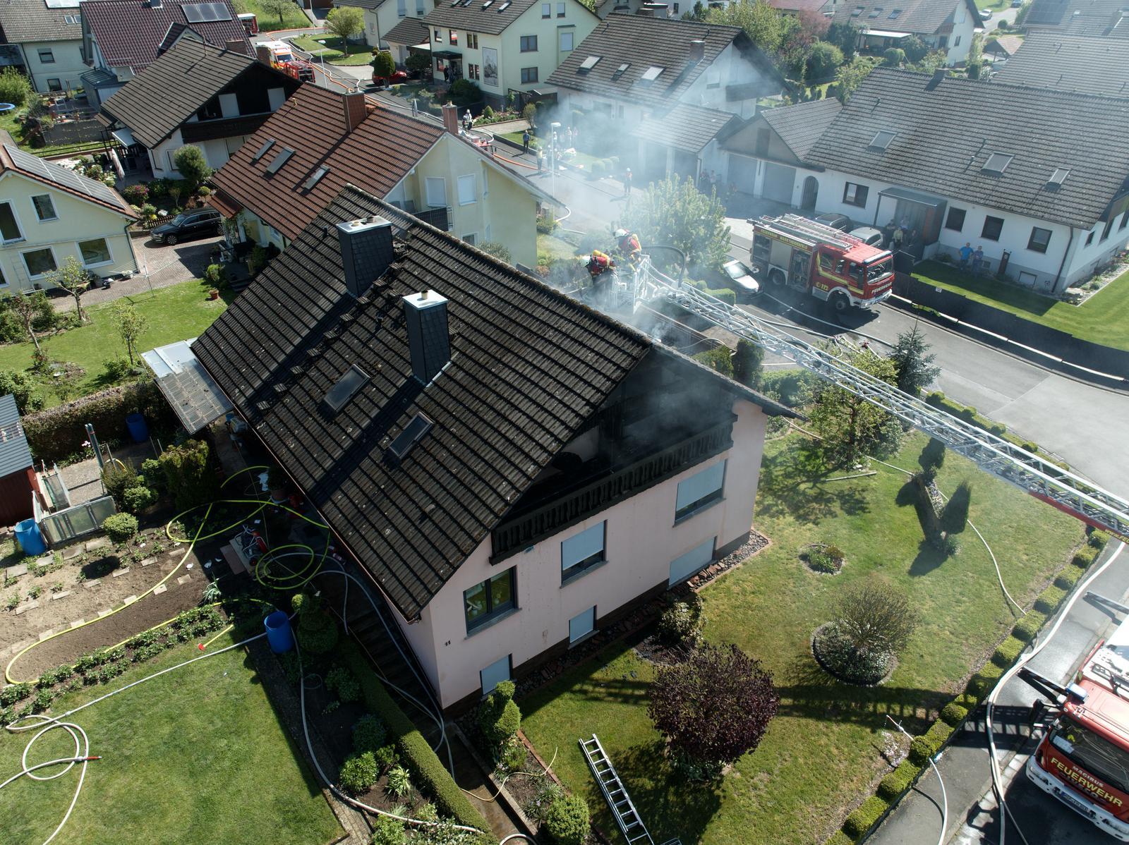 Volkach: Waschmaschine fängt Feuer Volkach: Waschmaschine fängt Feuer
