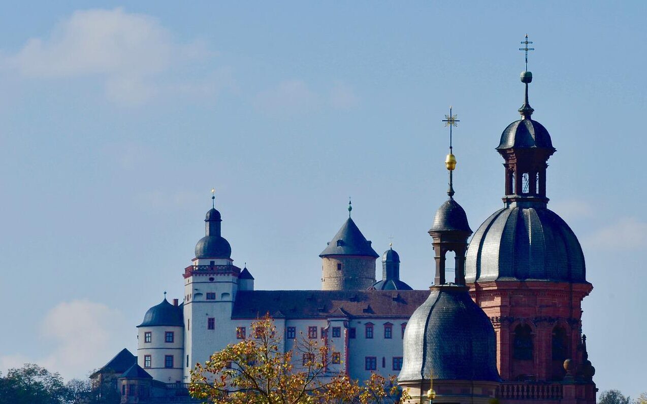 Würzburg: Lauter Start ins neue Jahr auf der Festung Marienberg