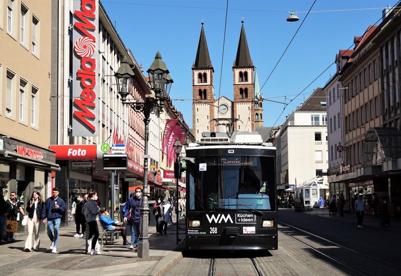 Würzburg: Zusätzliche Strabas und Busse zu Silvester