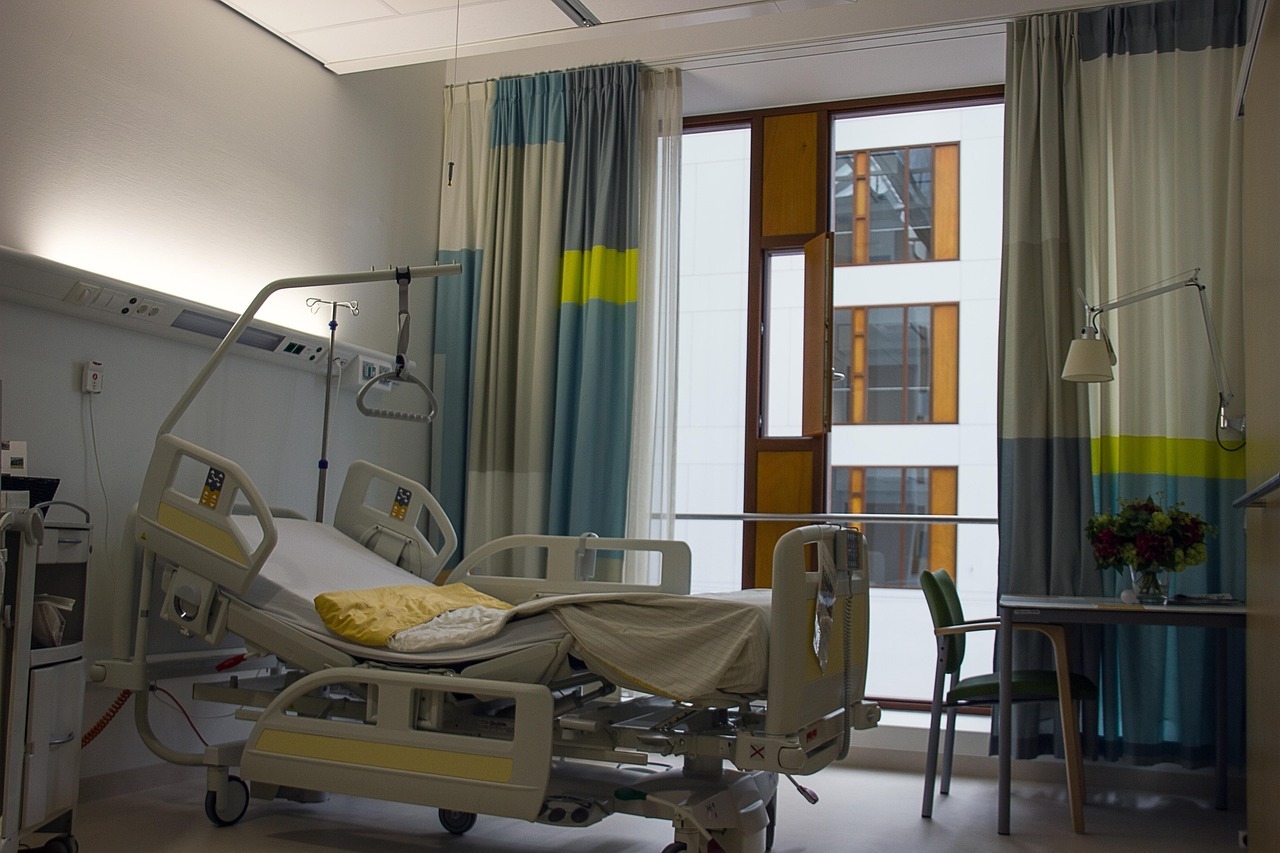 Ochsenfurt: Frisch operierter Klinikpatient irrte umher Ochsenfurt: Frisch operierter Klinikpatient irrte umher
