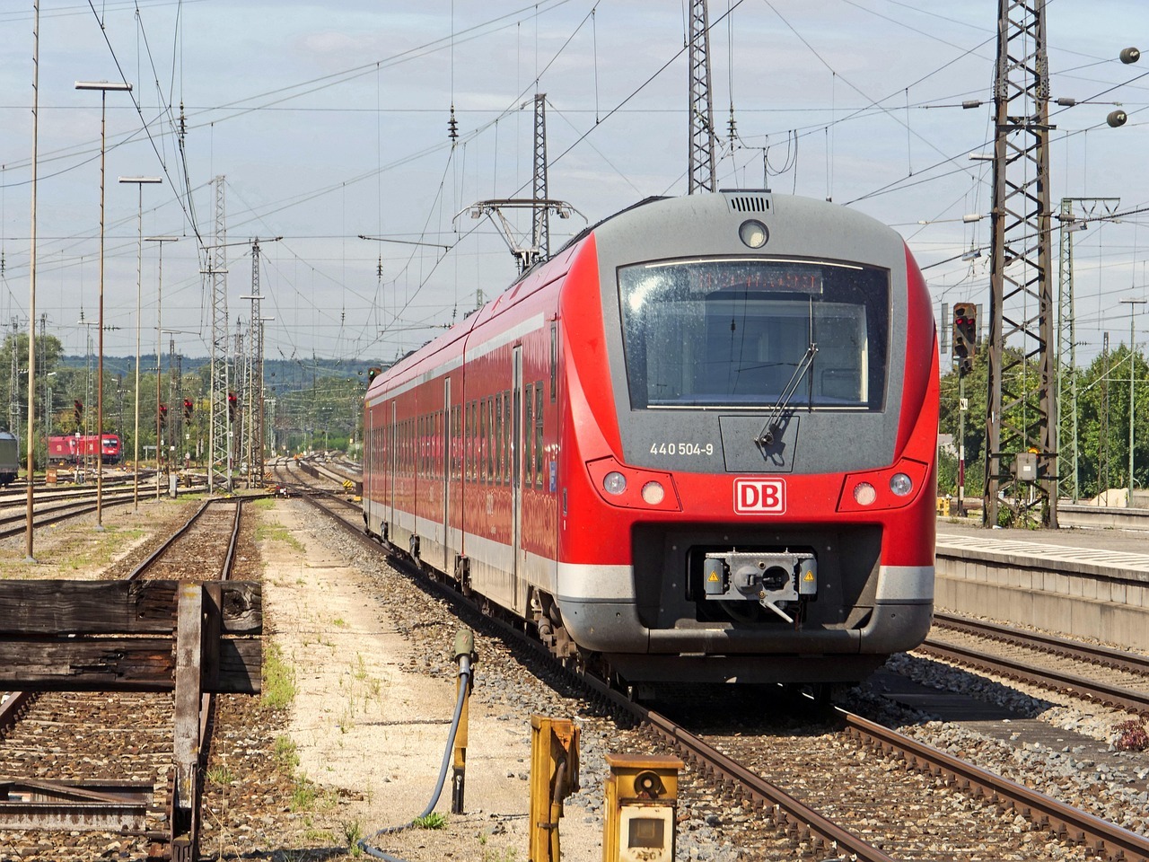 Partenstein: Aggressiver Fahrgast sorgt für Bahn-Sperrung Partenstein: Aggressiver Fahrgast sorgt für Bahn-Sperrung