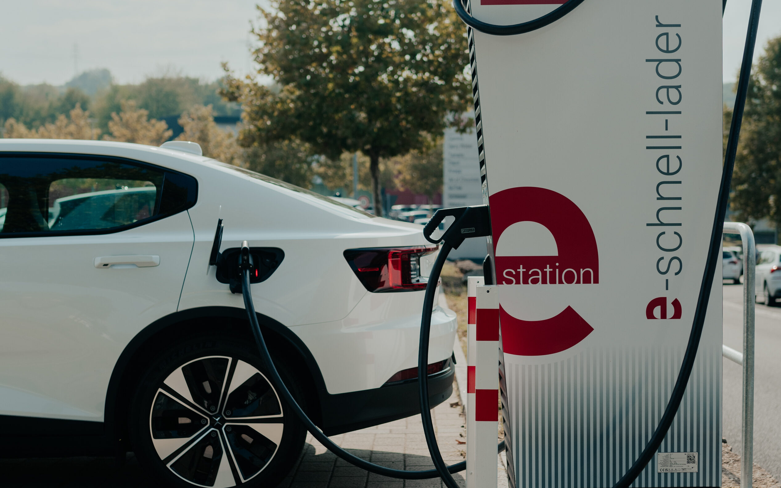 Mainfranken: Beliebtheit von E-Autos nimmt nur langsam zu Mainfranken: Beliebtheit von E-Autos nimmt nur langsam zu