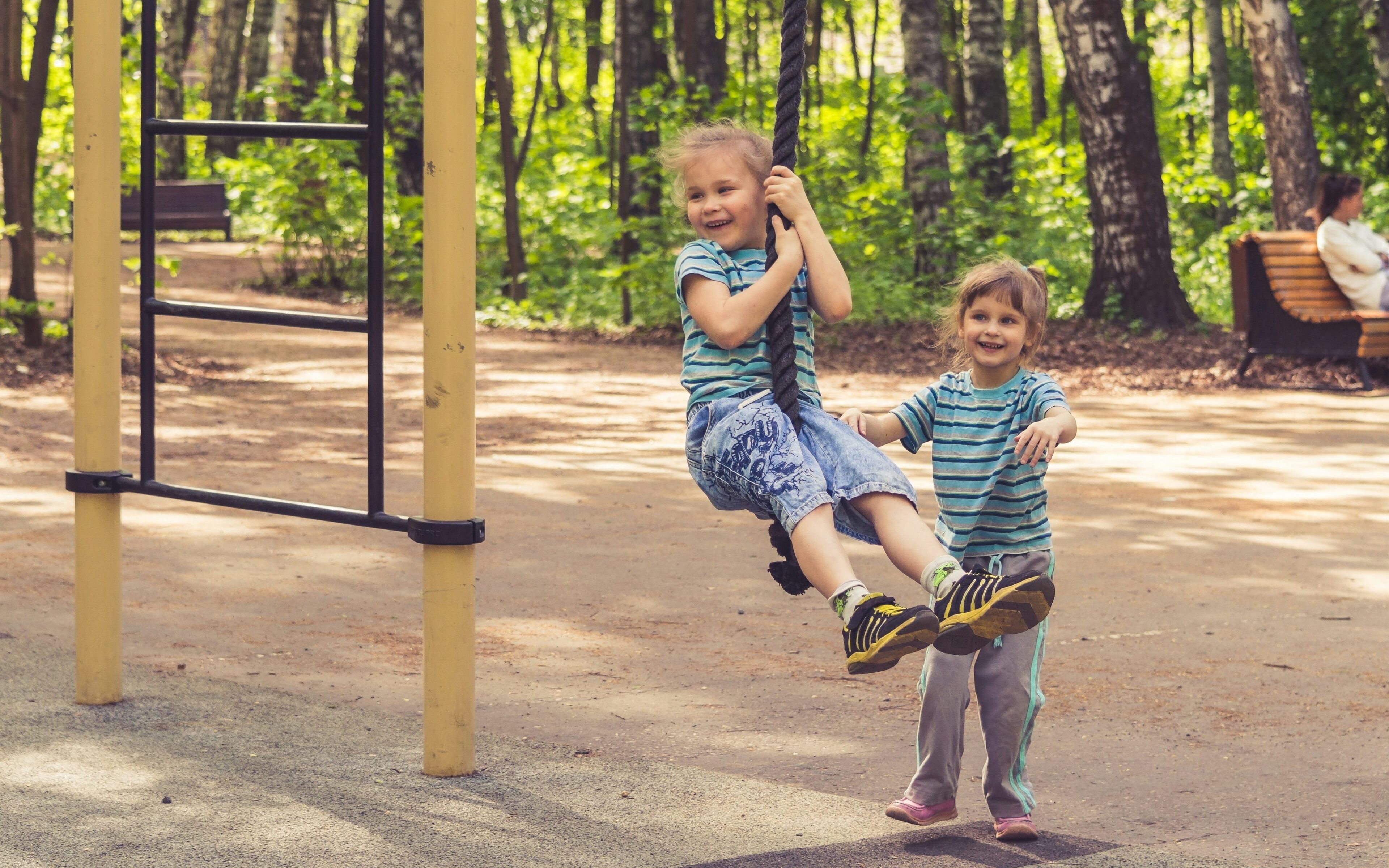 Haßfurt: Familien setzen Zeichen für Spielplatz-Erhalt