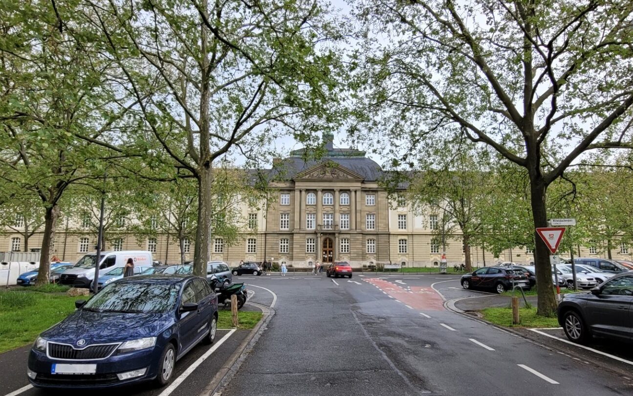 Würzburg: Uni bekommt guten Platz in internationalem Ranking Würzburg: Uni bekommt guten Platz in internationalem Ranking